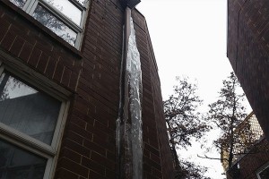 Ice Dam & Snow Removal | AJ's Windows & Gutters | Chicago, IL