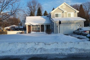 Ice Dam & Snow Removal | AJ's Windows & Gutters | Chicago, IL